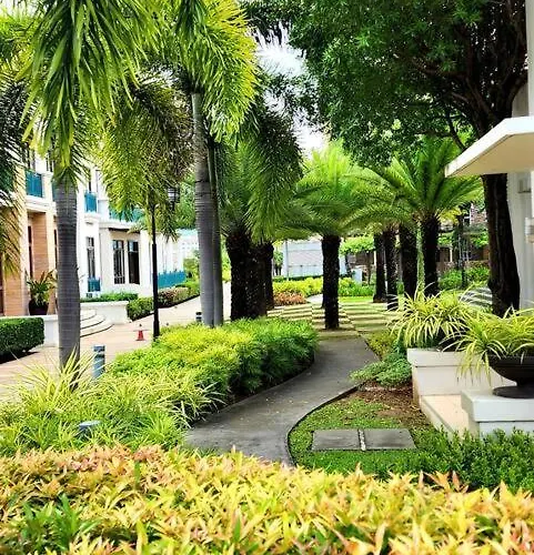 Neroki's Crib Cozy & Luxurious Staycation! * Cebu