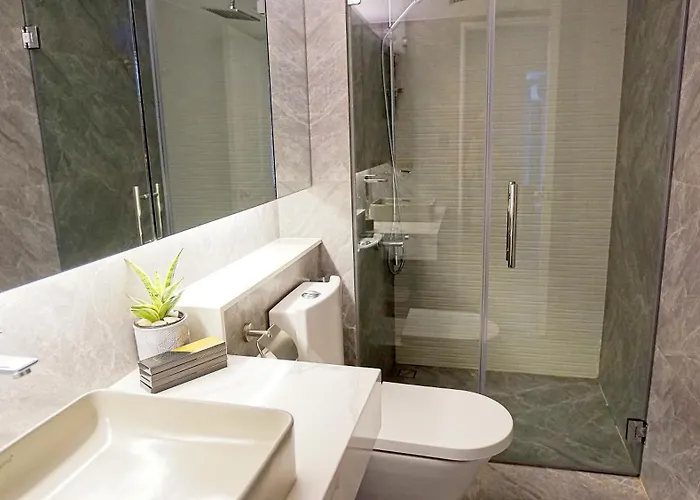 Neroki's Crib Cozy & Luxurious Staycation! Appartement *